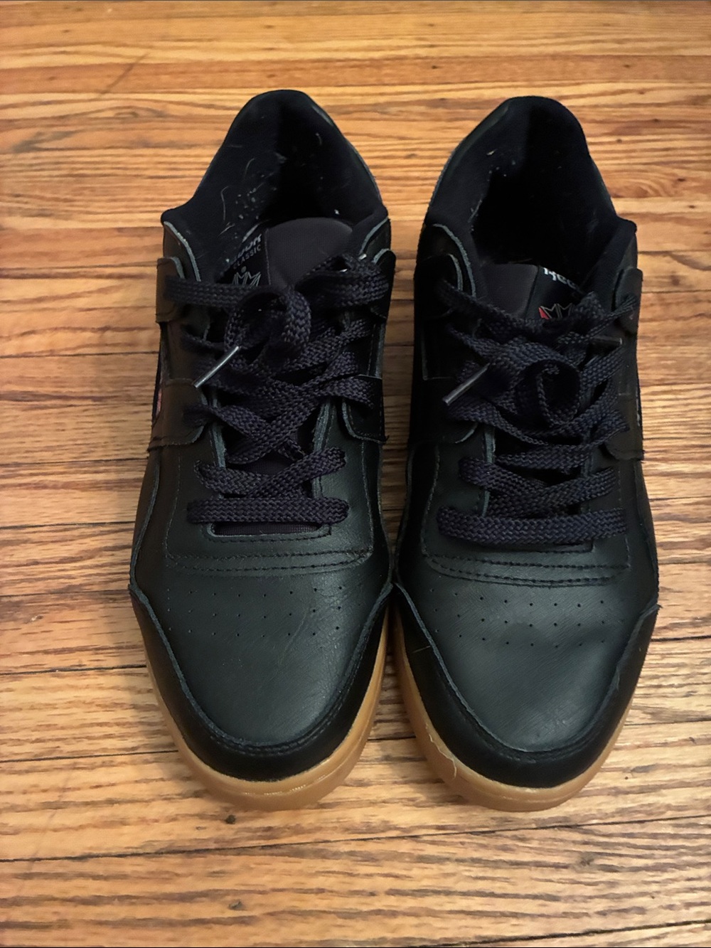 Black reebok Leather Men’s Sneakers with Gum Sole men’s 10.5